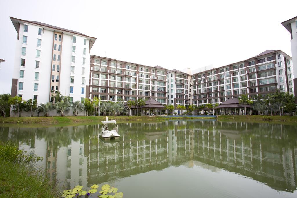 Ratchy Condo Bangszare Szoba fotó